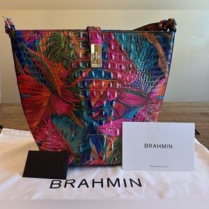 NWOT Brahmin Shira bucket bag in Lush Melbourne